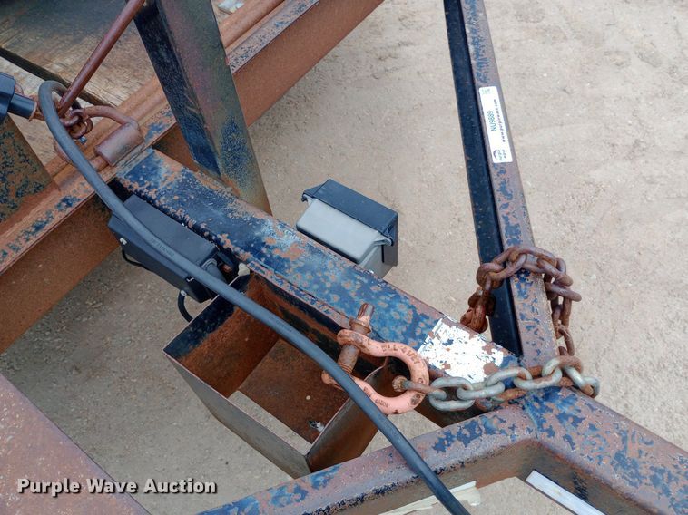 image for item NU9889 2006 Vermeer D6x6 Six Shooter directional boring unit with trailer