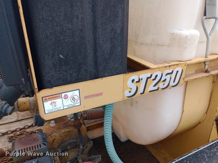 image for item NU9889 2006 Vermeer D6x6 Six Shooter directional boring unit with trailer