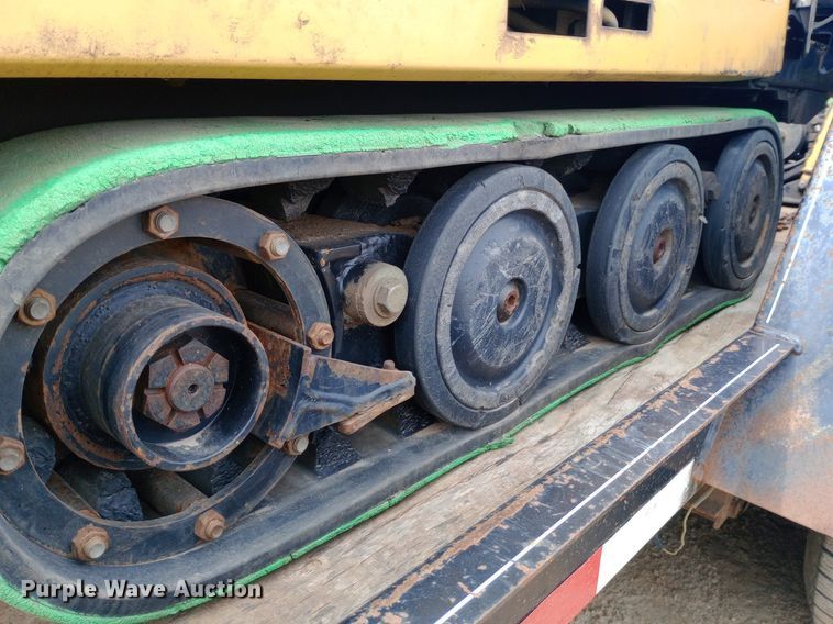 image for item NU9889 2006 Vermeer D6x6 Six Shooter directional boring unit with trailer