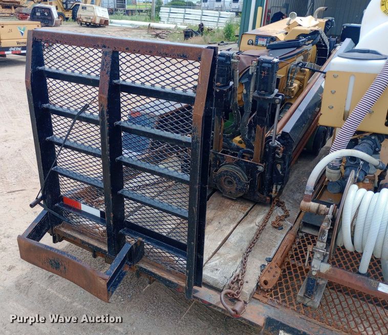 image for item NU9889 2006 Vermeer D6x6 Six Shooter directional boring unit with trailer