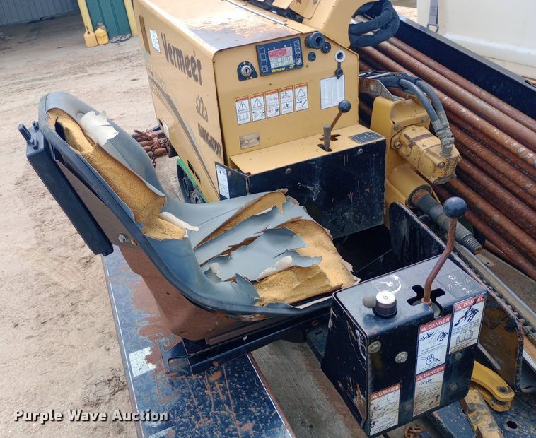 image for item NU9889 2006 Vermeer D6x6 Six Shooter directional boring unit with trailer