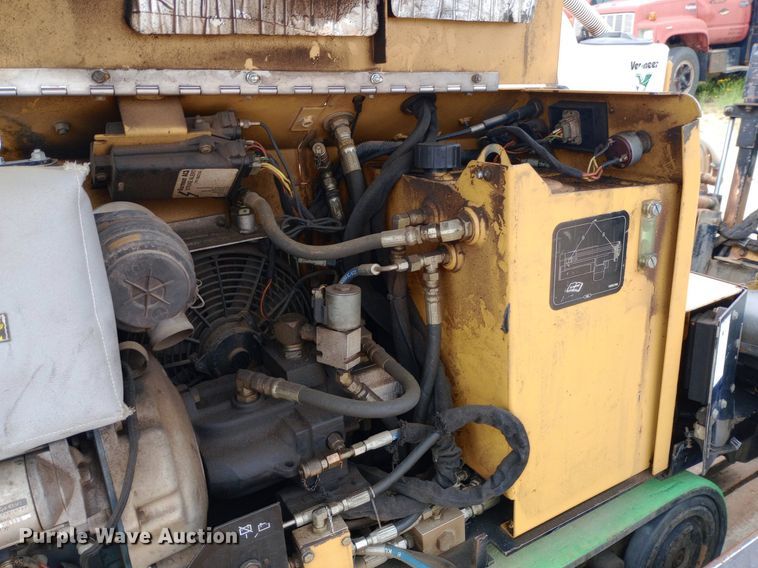 image for item NU9889 2006 Vermeer D6x6 Six Shooter directional boring unit with trailer