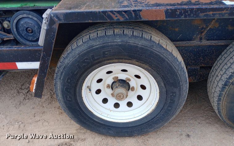 image for item NU9889 2006 Vermeer D6x6 Six Shooter directional boring unit with trailer