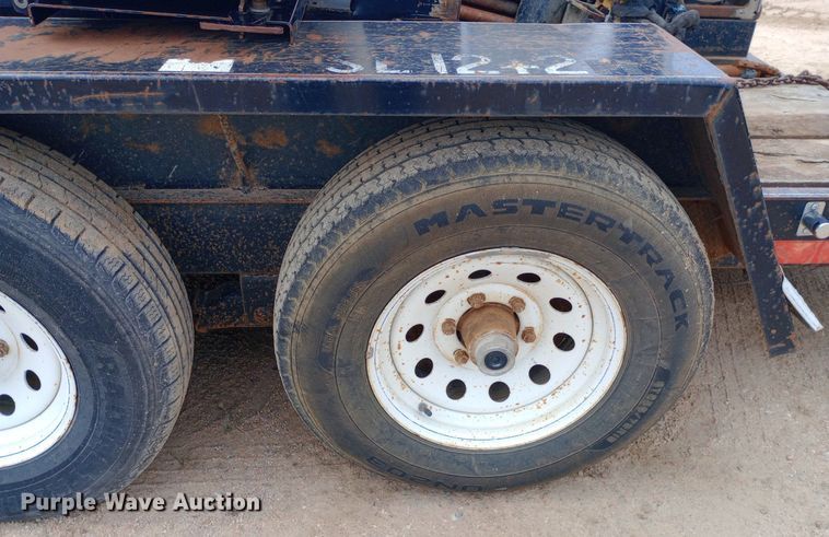 image for item NU9889 2006 Vermeer D6x6 Six Shooter directional boring unit with trailer