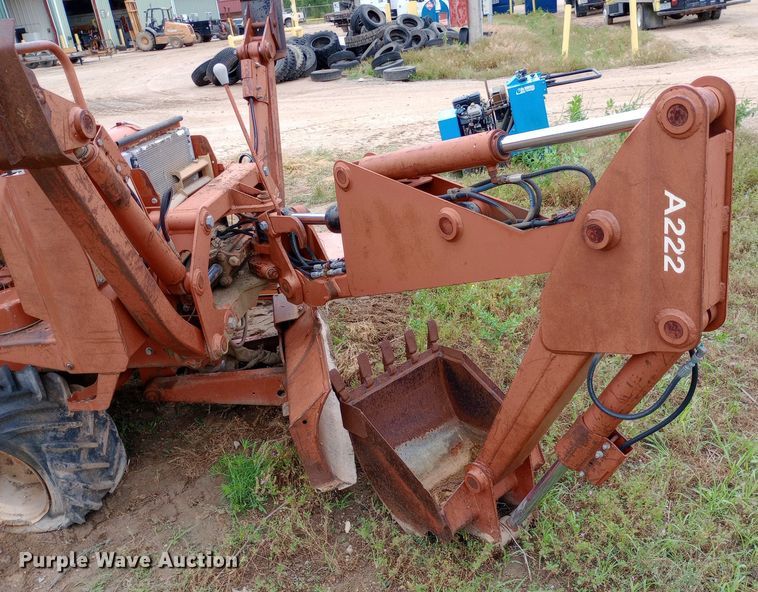 image for item NU9890 1990 Ditch Witch 3500 trencher