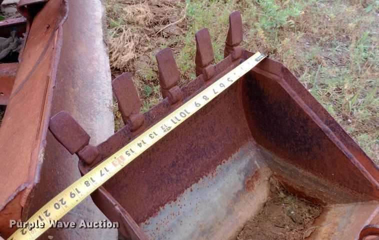 image for item NU9890 1990 Ditch Witch 3500 trencher