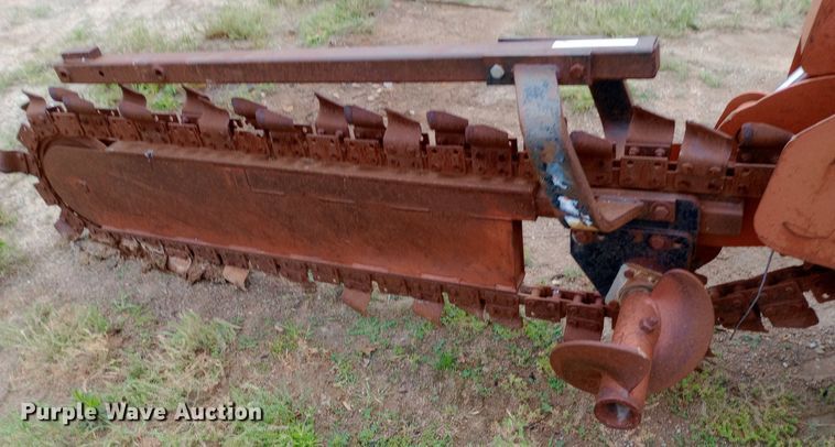 image for item NU9890 1990 Ditch Witch 3500 trencher