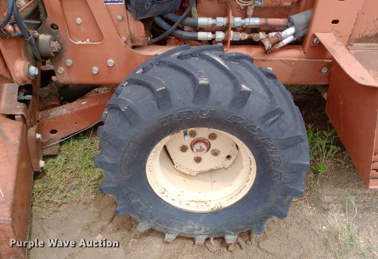 image for item NU9890 1990 Ditch Witch 3500 trencher