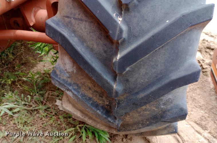 image for item NU9890 1990 Ditch Witch 3500 trencher