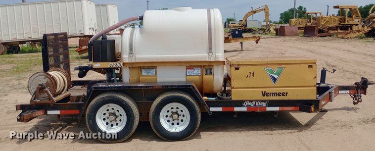 image for item NU9891 Vermeer ST 250 mud mixer