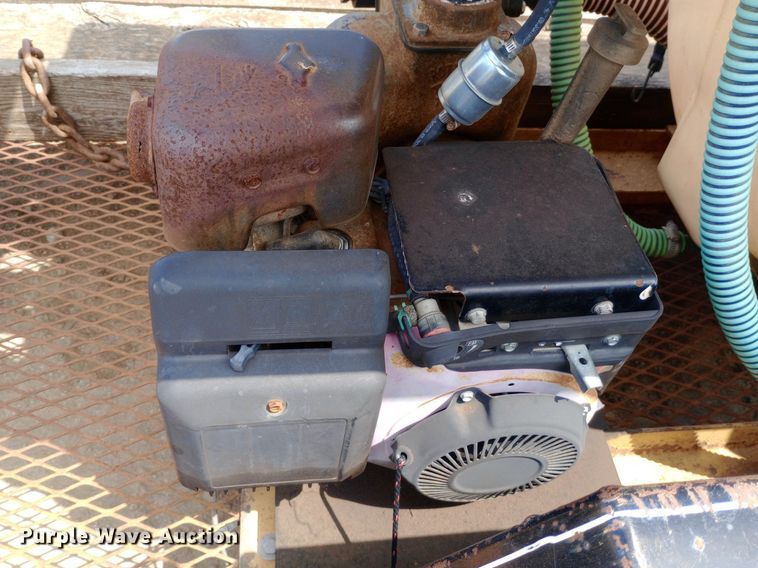 image for item NU9891 Vermeer ST 250 mud mixer