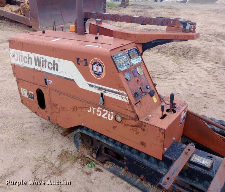 image for item NU9893 1999 Ditch Witch JT520 directional boring unit
