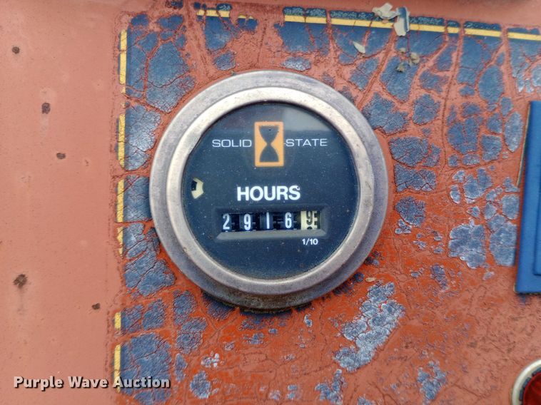 image for item NU9893 1999 Ditch Witch JT520 directional boring unit