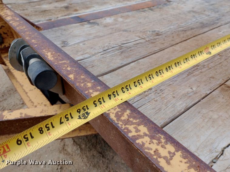 image for item NU9895 2005 Redi Haul ML7460 tilt deck equipment trailer