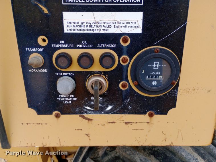 image for item NU9898 2004 Vermeer LM42 vibratory cable plow