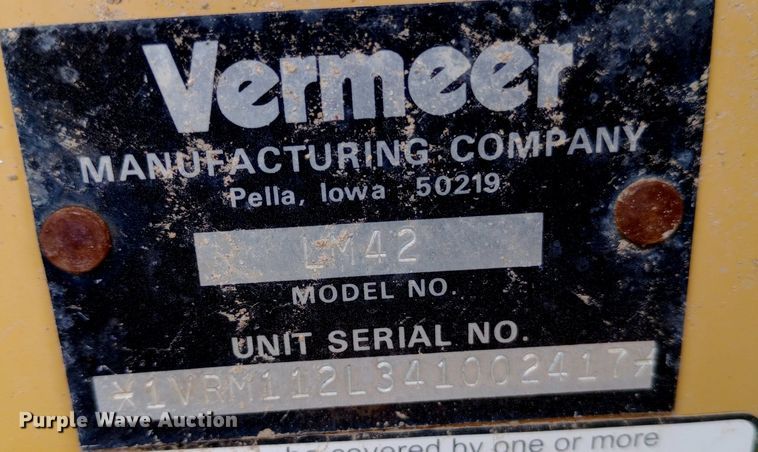 image for item NU9898 2004 Vermeer LM42 vibratory cable plow