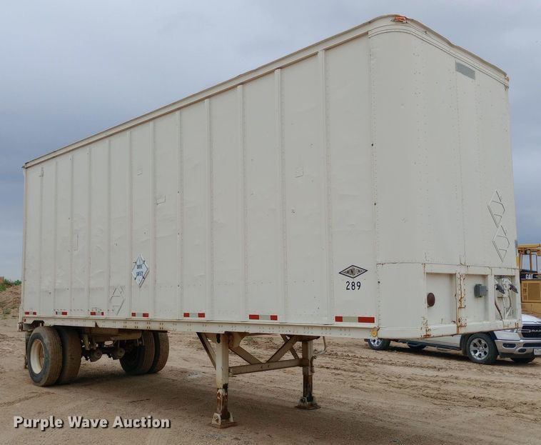 image for item NU9899 1984 Fruehauf dry van trailer