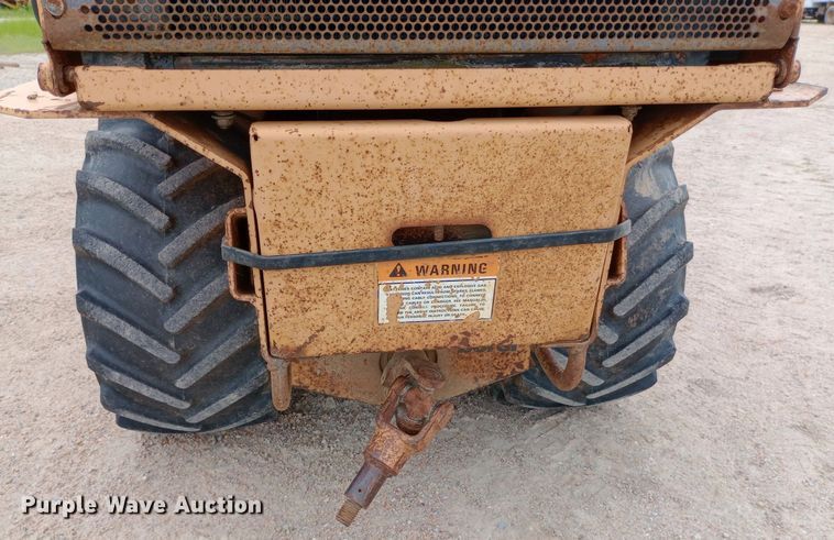 image for item NU9901 2000 Case Maxi Sneaker C vibratory cable plow