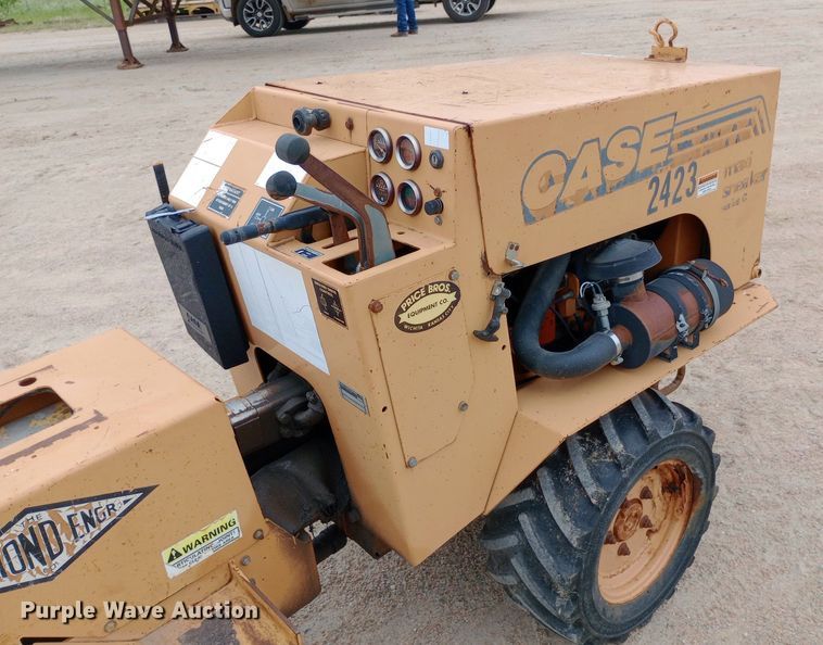 image for item NU9901 2000 Case Maxi Sneaker C vibratory cable plow