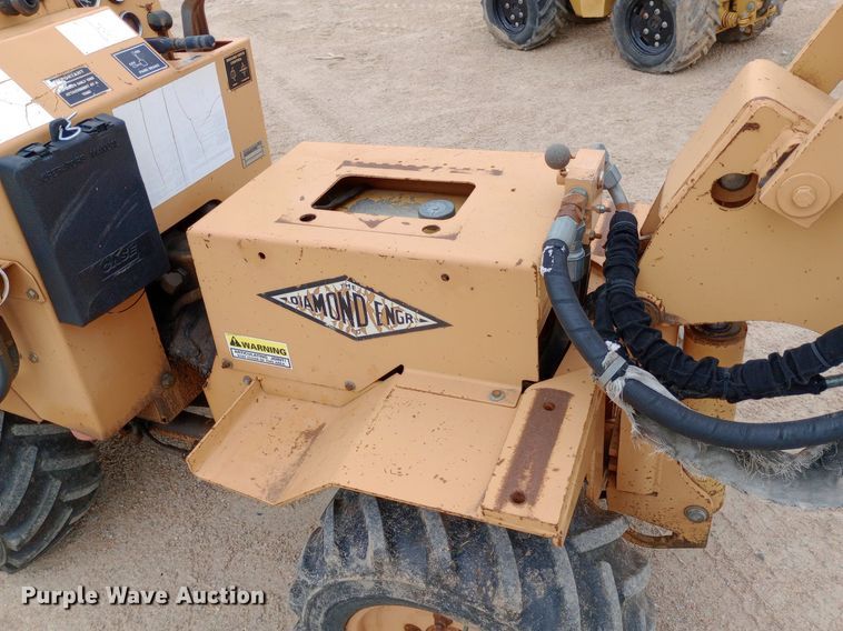 image for item NU9901 2000 Case Maxi Sneaker C vibratory cable plow