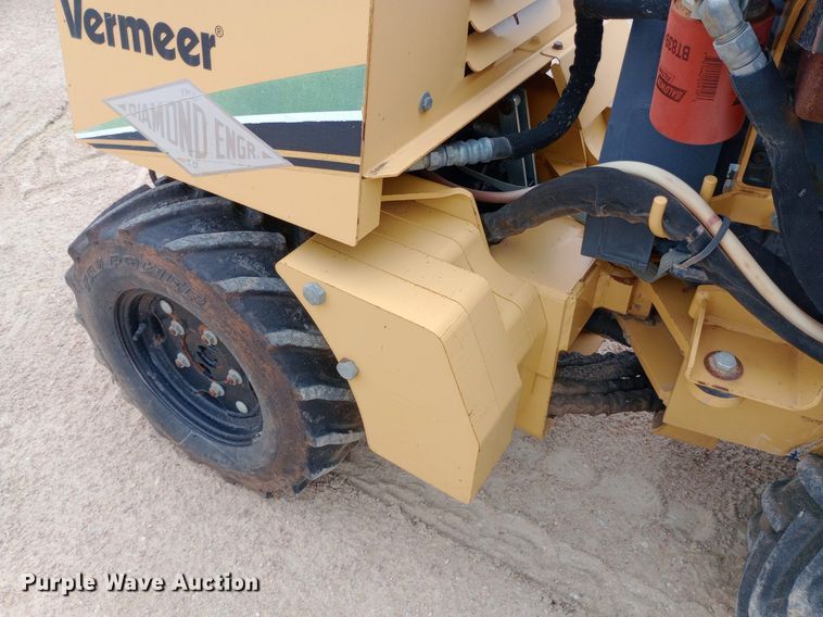 image for item NU9902 2007 Vermeer LM42 vibratory cable plow