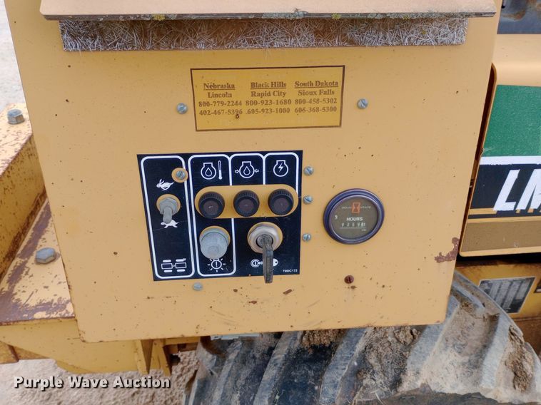 image for item NU9903 2007 Vermeer LM42 vibratory cable plow