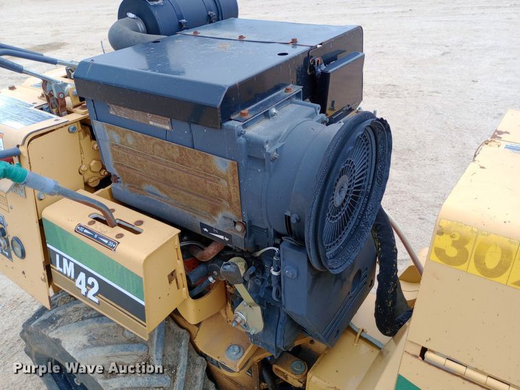 image for item NU9903 2007 Vermeer LM42 vibratory cable plow