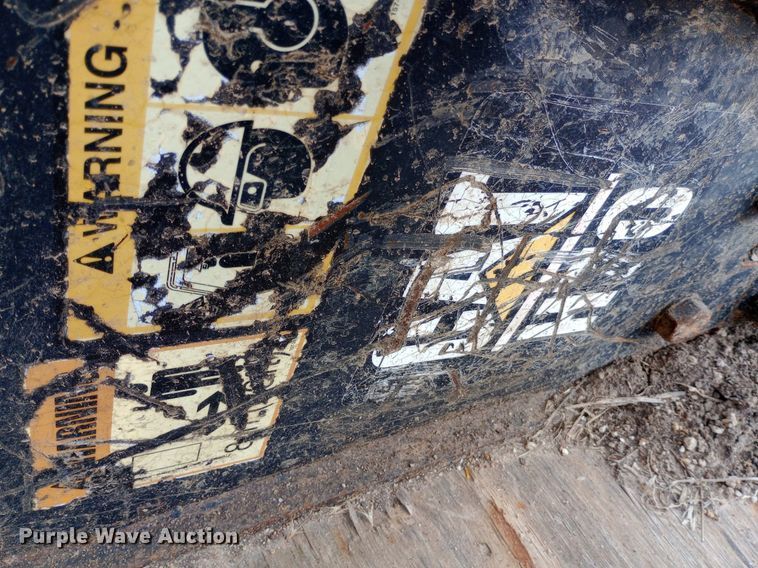 image for item NU9904 Caterpillar  H70 breaker