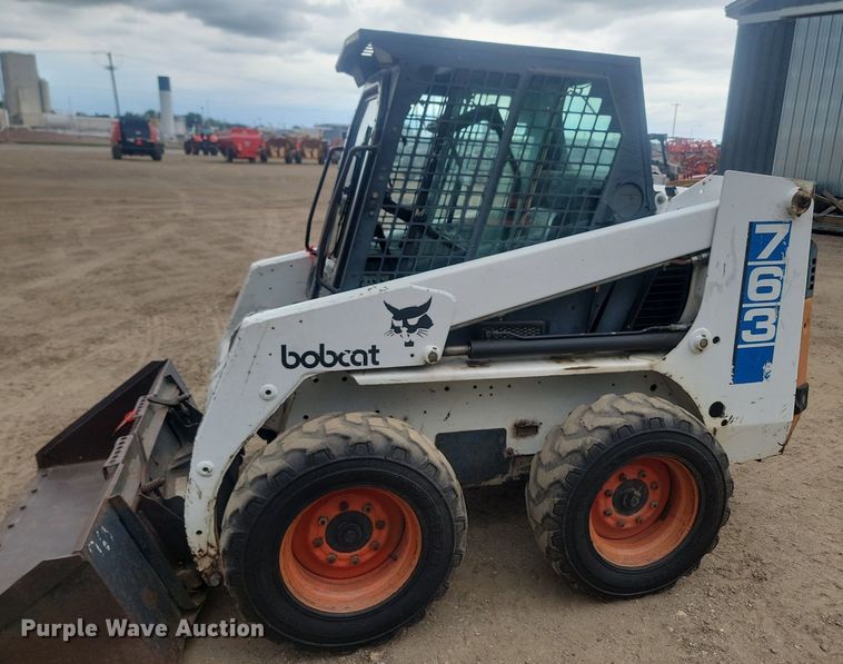 image for item NZ9930 1996 Bobcat  763 skid steer loader