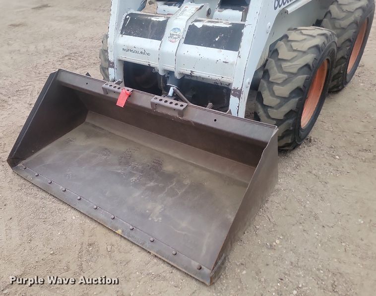 image for item NZ9930 1996 Bobcat  763 skid steer loader