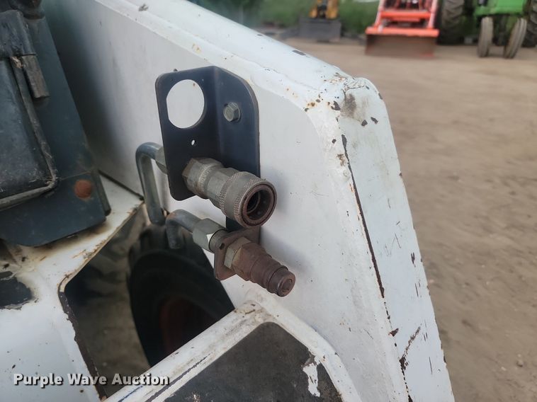 image for item NZ9930 1996 Bobcat  763 skid steer loader