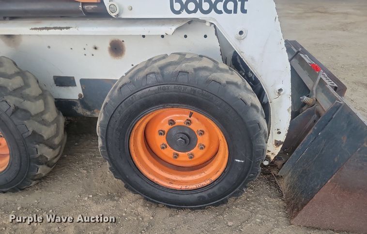 image for item NZ9930 1996 Bobcat  763 skid steer loader