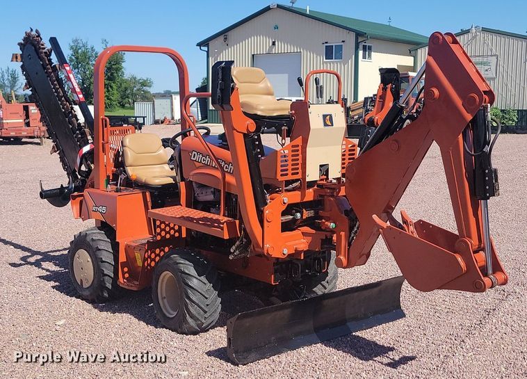 image for item NZ9931 2019 Ditch Witch RT45 trencher