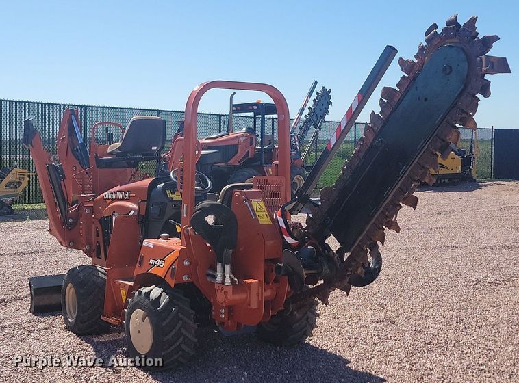 image for item NZ9931 2019 Ditch Witch RT45 trencher