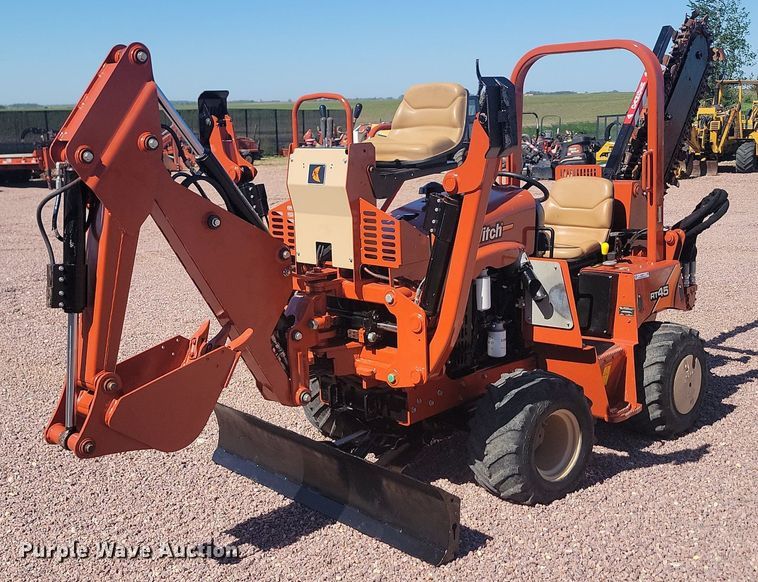 image for item NZ9931 2019 Ditch Witch RT45 trencher