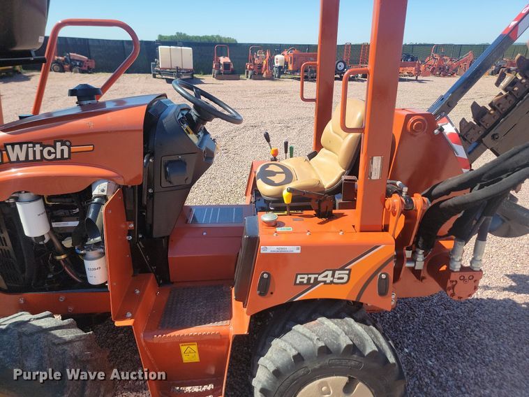 image for item NZ9931 2019 Ditch Witch RT45 trencher