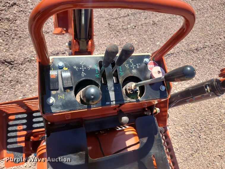 image for item NZ9931 2019 Ditch Witch RT45 trencher