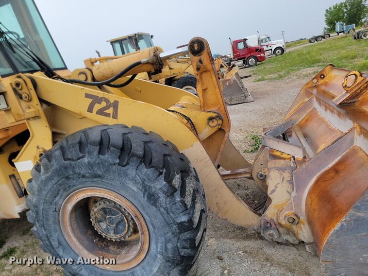 image for item NZ9933 1992 Case 721 wheel loader