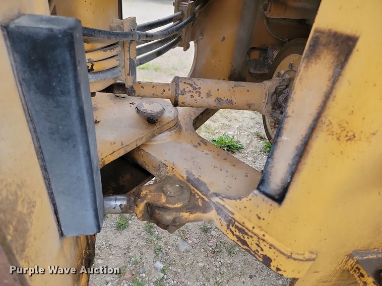 image for item NZ9933 1992 Case 721 wheel loader