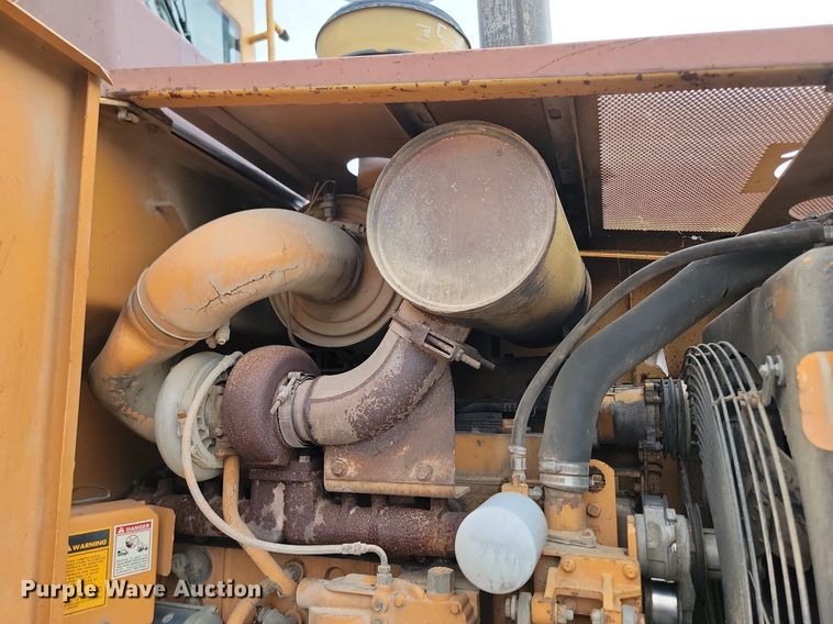 image for item NZ9933 1992 Case 721 wheel loader