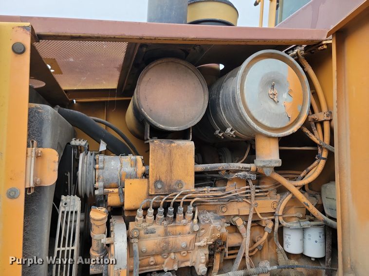 image for item NZ9933 1992 Case 721 wheel loader