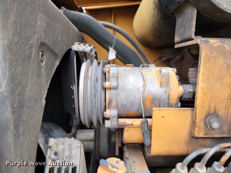 image for item NZ9933 1992 Case 721 wheel loader