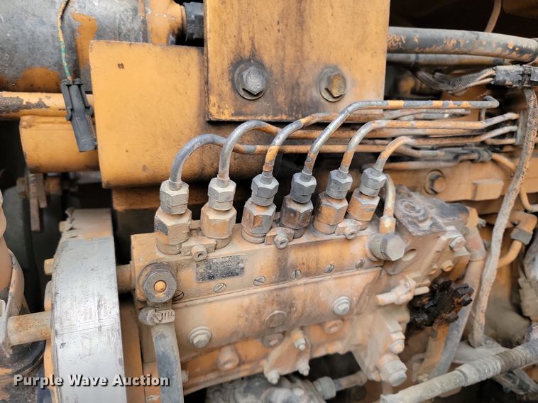 image for item NZ9933 1992 Case 721 wheel loader