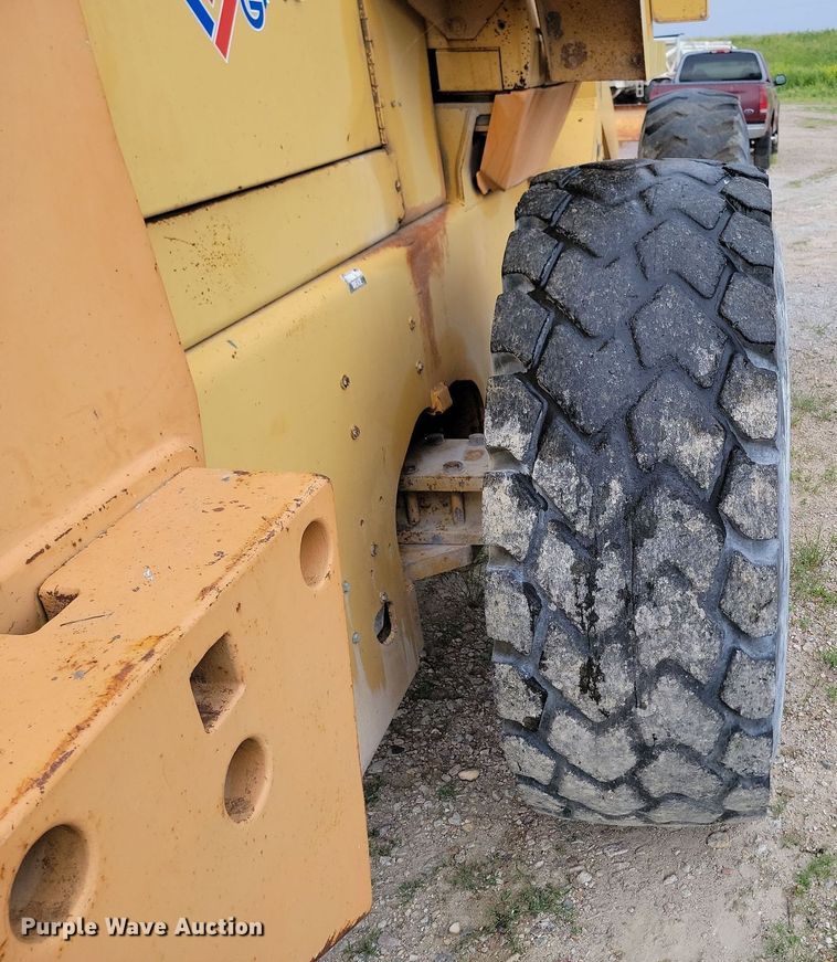 image for item NZ9933 1992 Case 721 wheel loader
