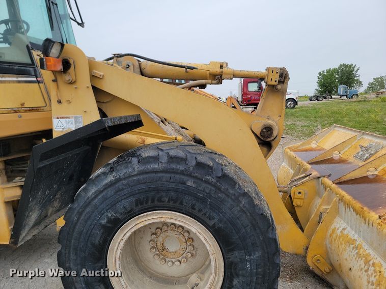 image for item NZ9934 1997 Caterpillar  938F wheel loader