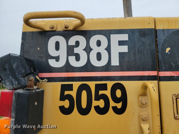 image for item NZ9934 1997 Caterpillar  938F wheel loader