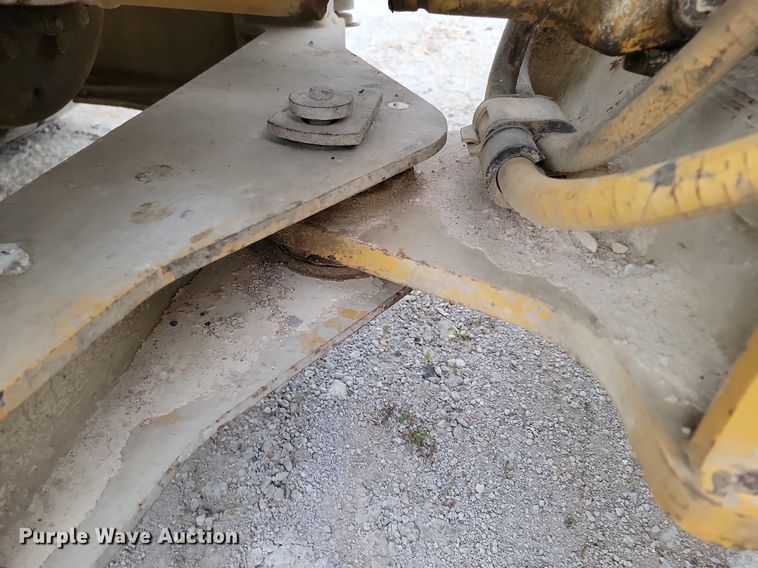 image for item NZ9934 1997 Caterpillar  938F wheel loader