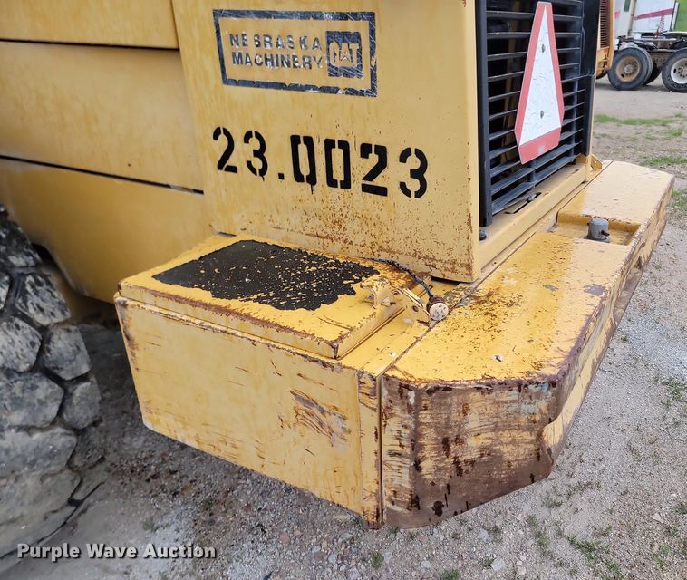 image for item NZ9934 1997 Caterpillar  938F wheel loader