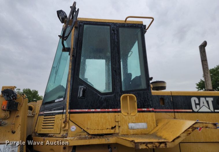 image for item NZ9934 1997 Caterpillar  938F wheel loader