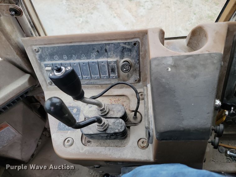 image for item NZ9934 1997 Caterpillar  938F wheel loader